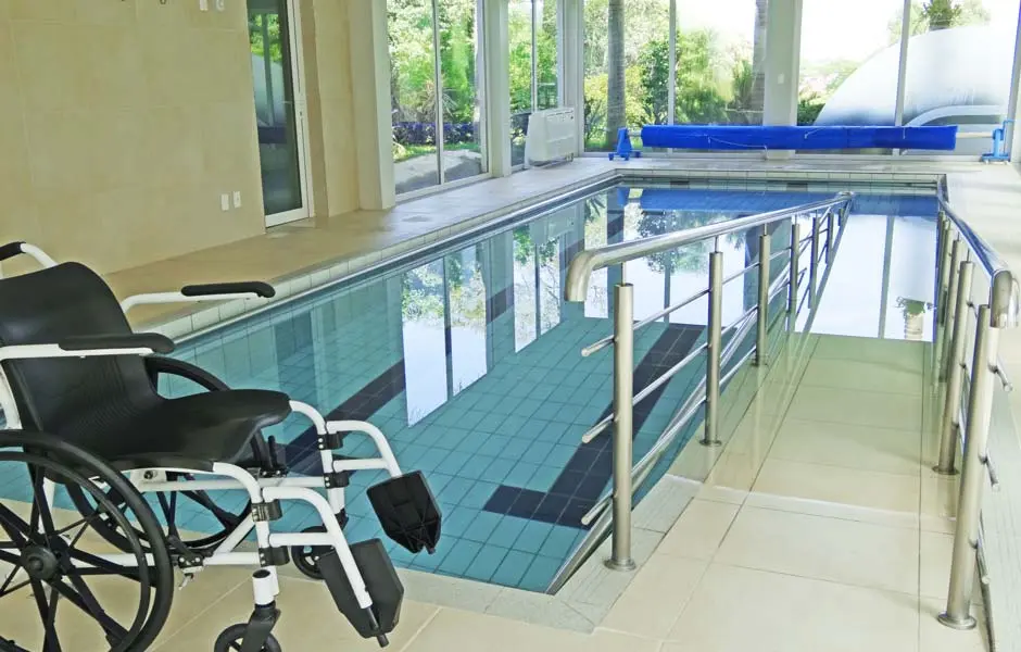 Piscina terapêutica