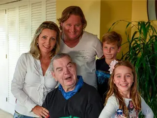 Sr. Acírio e família