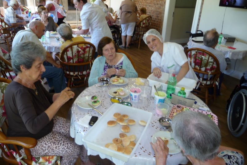 A nutricionista Ingrid organizou a turma