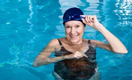 Idosa Hidroterapia