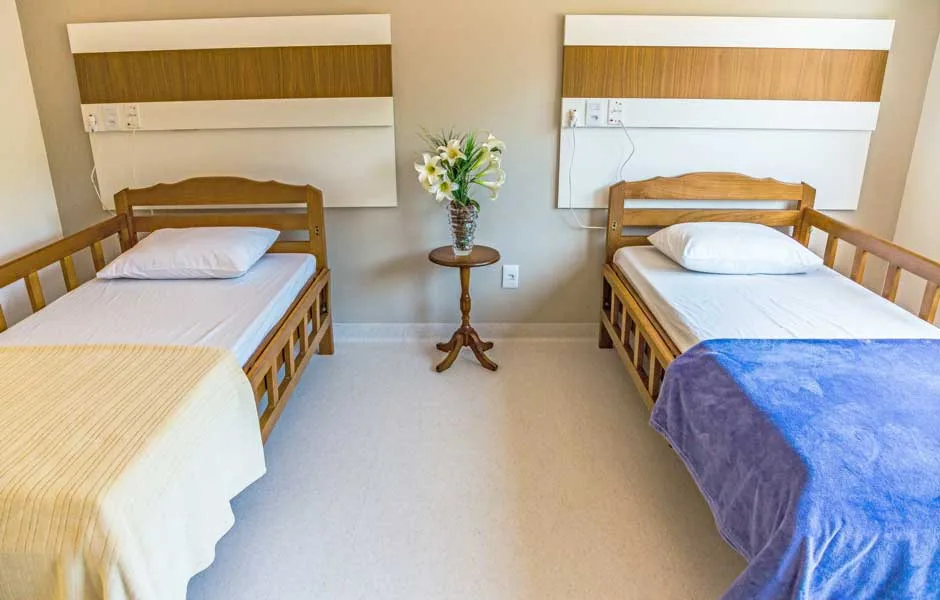 acomodação semiprivativa