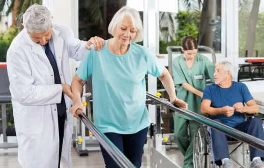 Fisioterapia e reabilitação na clínica geriátrica