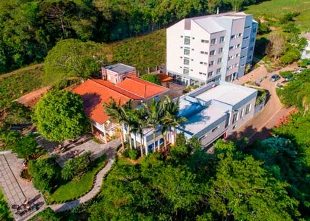 Vista aérea da clínica geriátrica